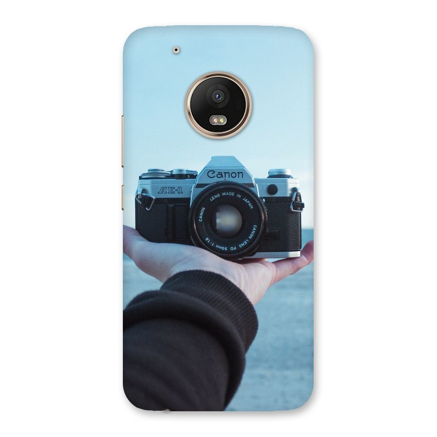 Camera in Hand Back Case for Moto G5 Plus