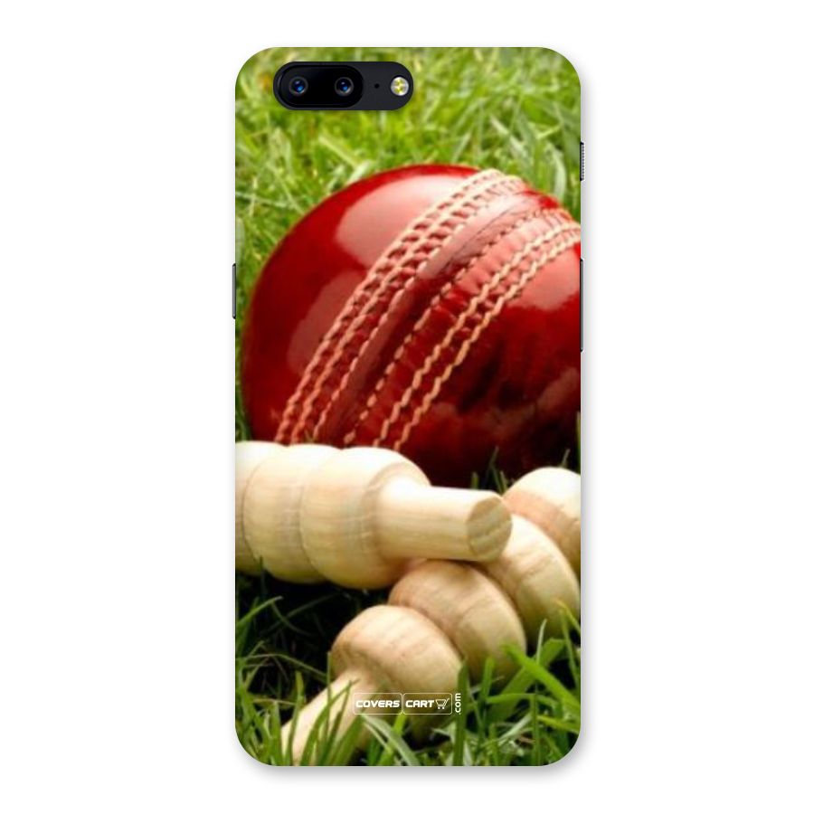 Cricket Ball and Stumps Back Case for OnePlus 5