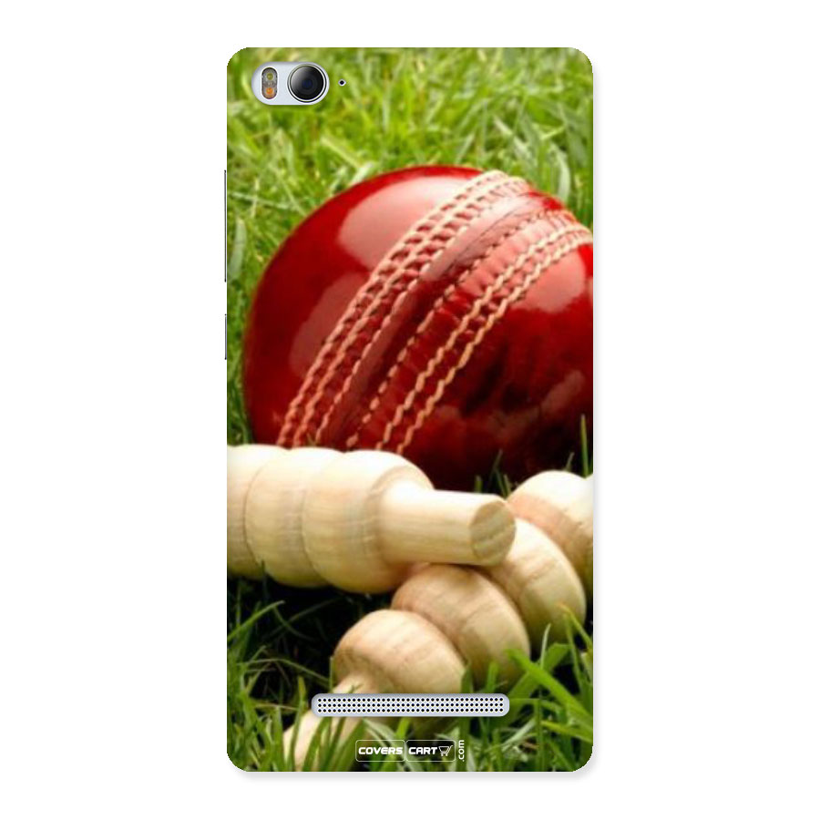Cricket Ball and Stumps Back Case for Xiaomi Mi4i