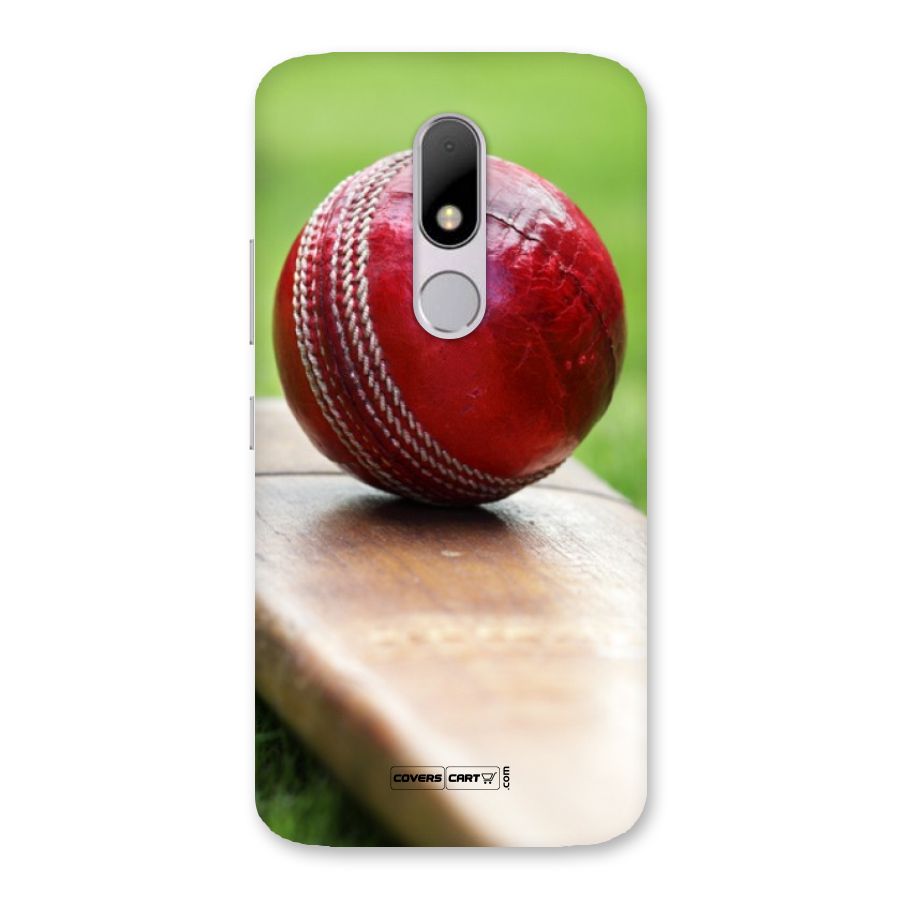 Cricket Bat Ball Back Case for Moto M