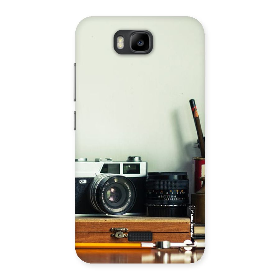 Photographer Desk Back Case for Honor Bee