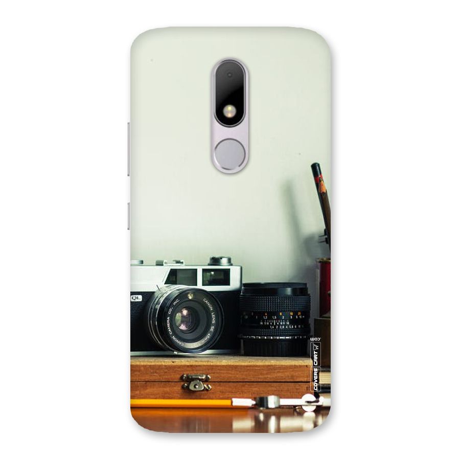 Photographer Desk Back Case for Moto M