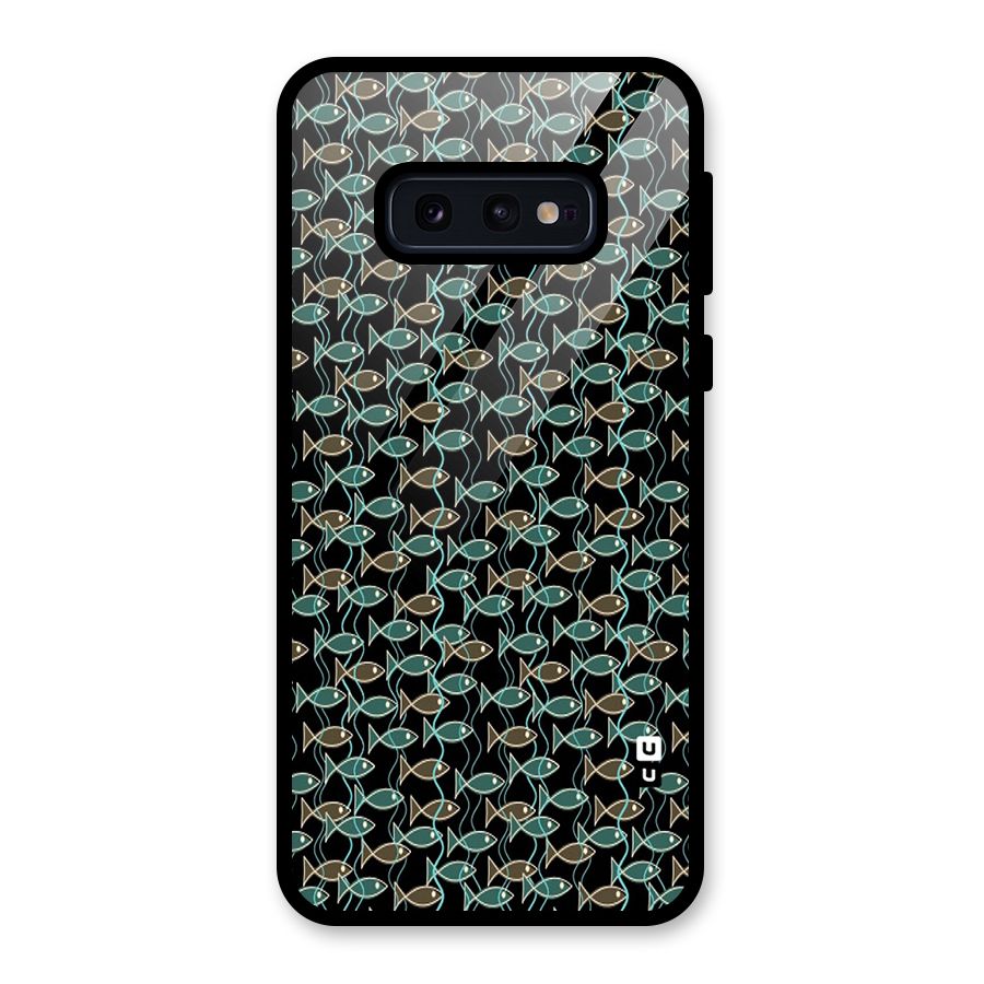 Animated Fishes Art Pattern Glass Back Case for Galaxy S10e