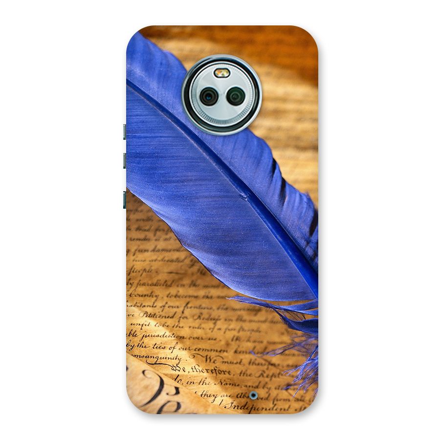 Beautiful Blue Feather Back Case for Moto X4