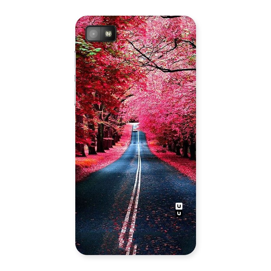 Beautiful Red Trees Back Case for Blackberry Z10