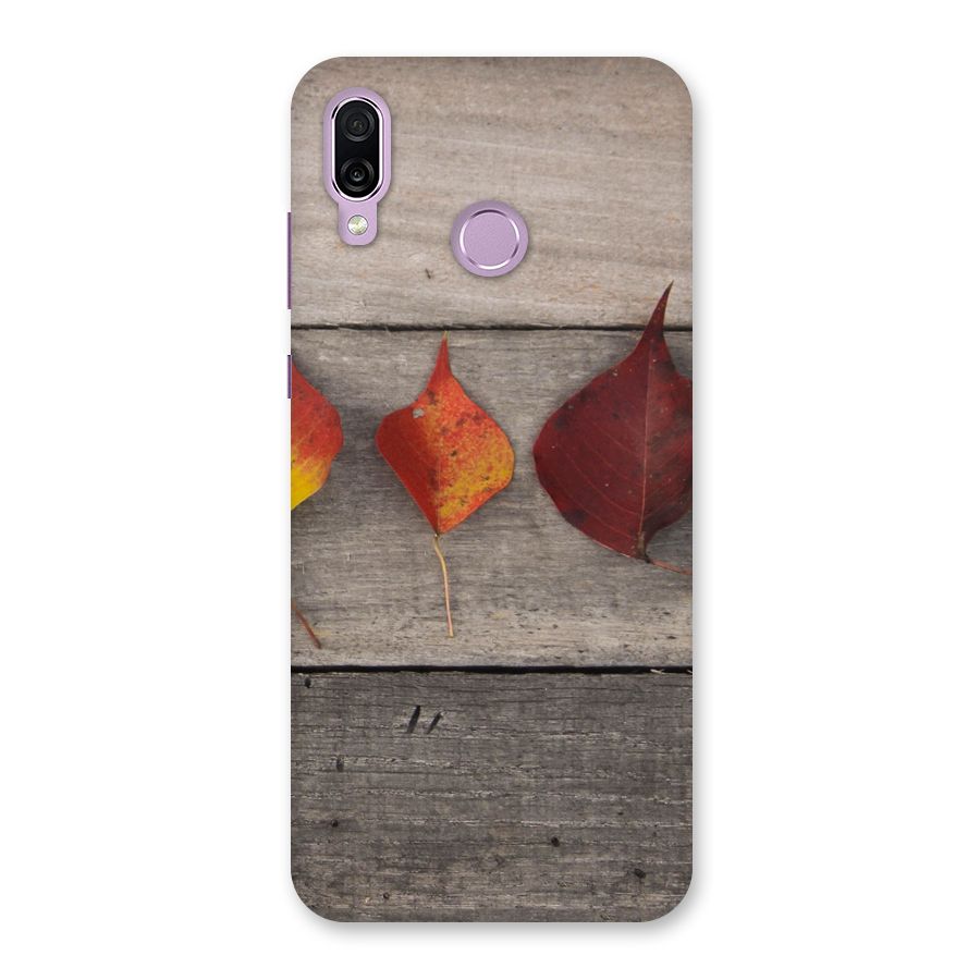 Beautiful Wood Leafs Back Case for Honor Play