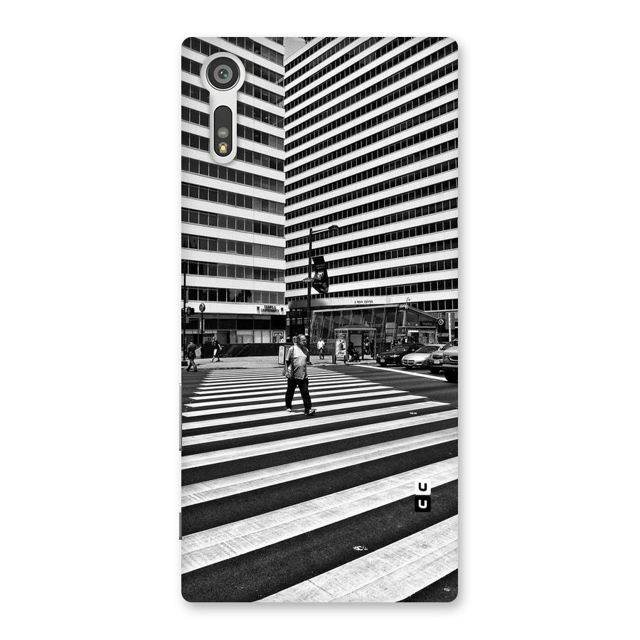 Black White Perspective Back Case for Xperia XZ