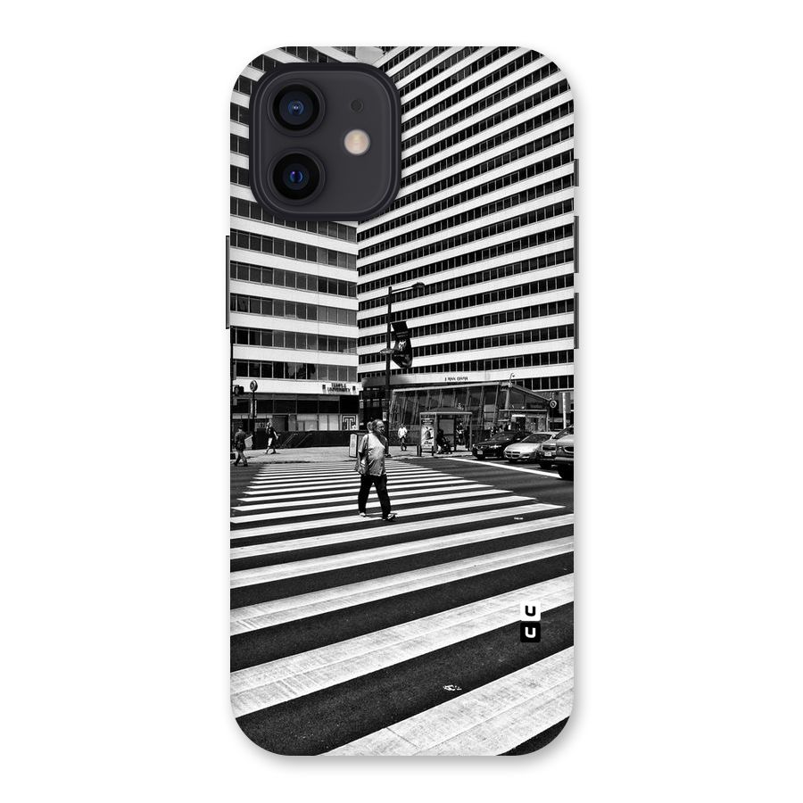 Black White Perspective Back Case for iPhone 12