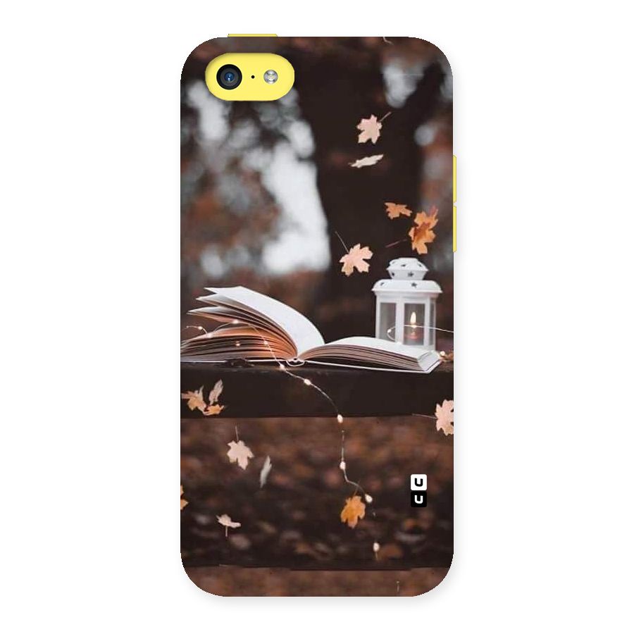 Book and Fall Leaves Back Case for iPhone 5C