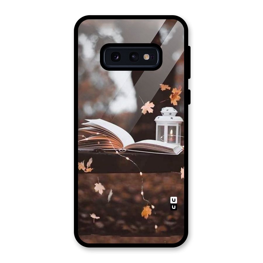 Book and Fall Leaves Glass Back Case for Galaxy S10e