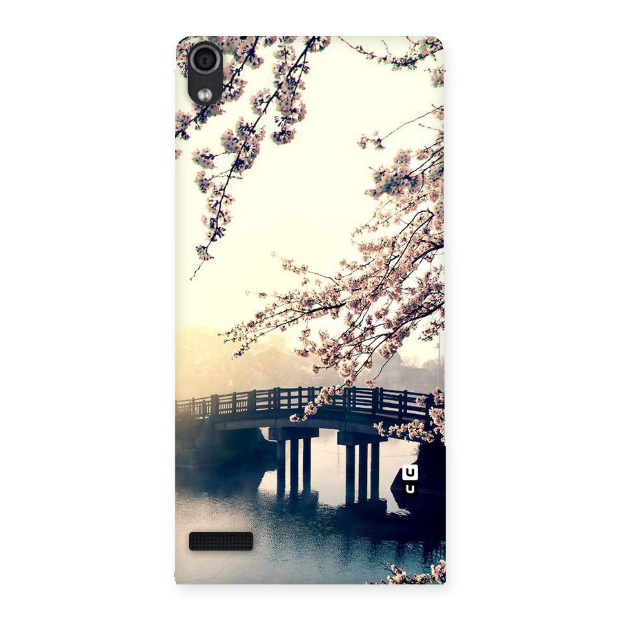 Bridge Blossom Back Case for Ascend P6