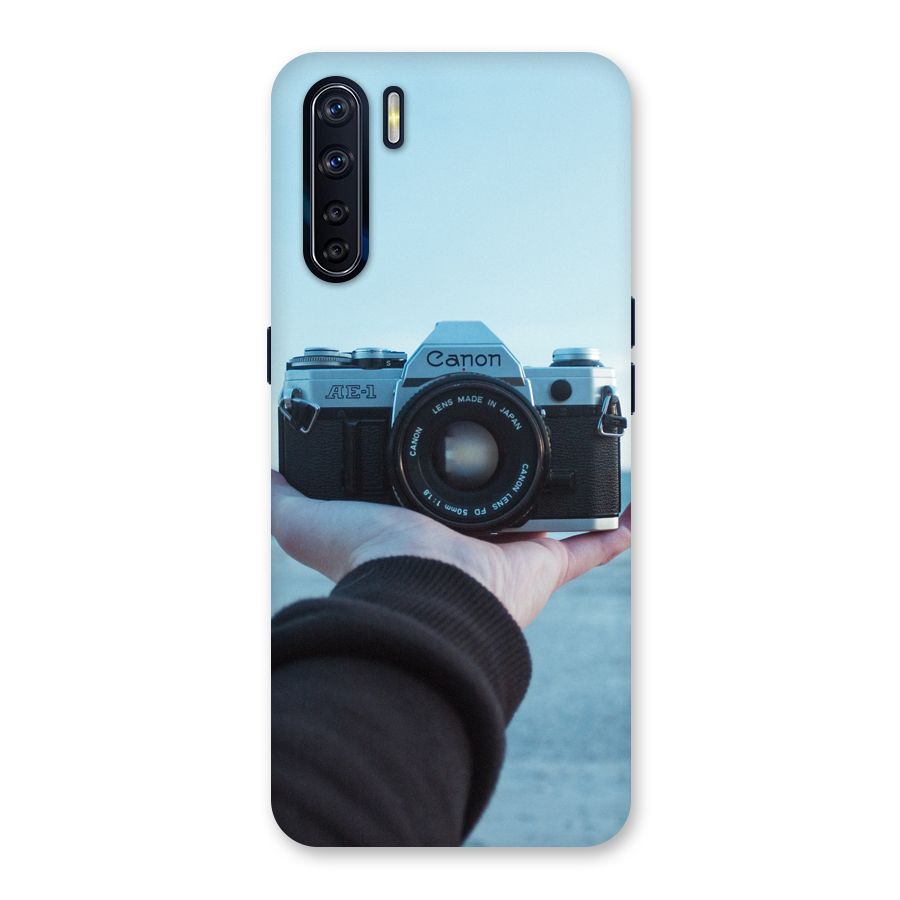 Camera in Hand Back Case for Oppo F15