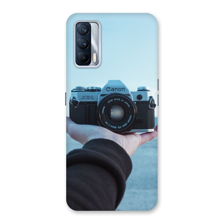 Camera in Hand Back Case for Realme X7
