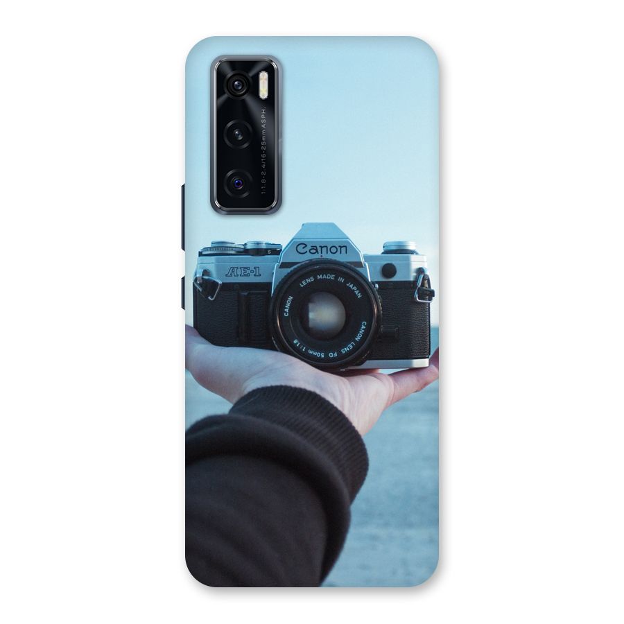 Camera in Hand Back Case for Vivo V20 SE