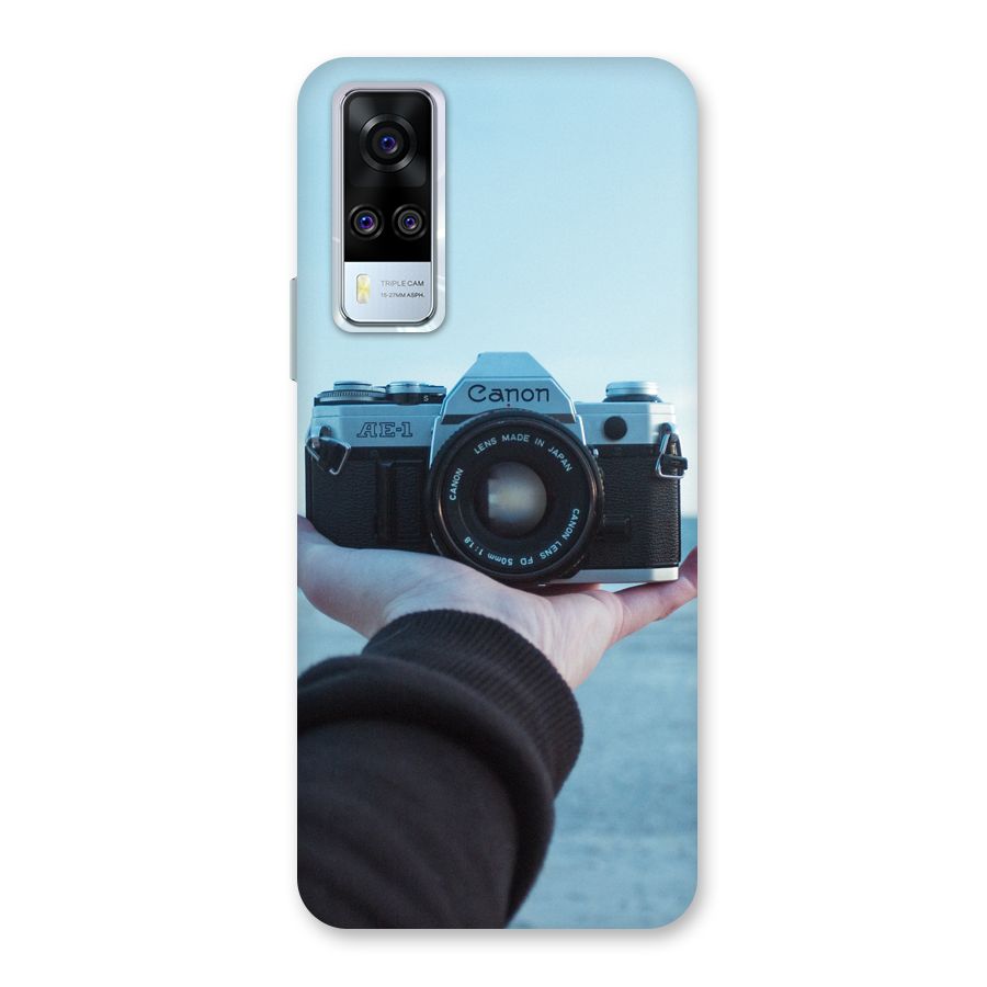 Camera in Hand Back Case for Vivo Y31