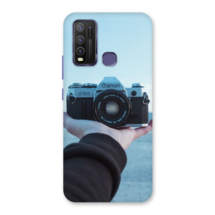 Camera in Hand Back Case for Vivo Y50