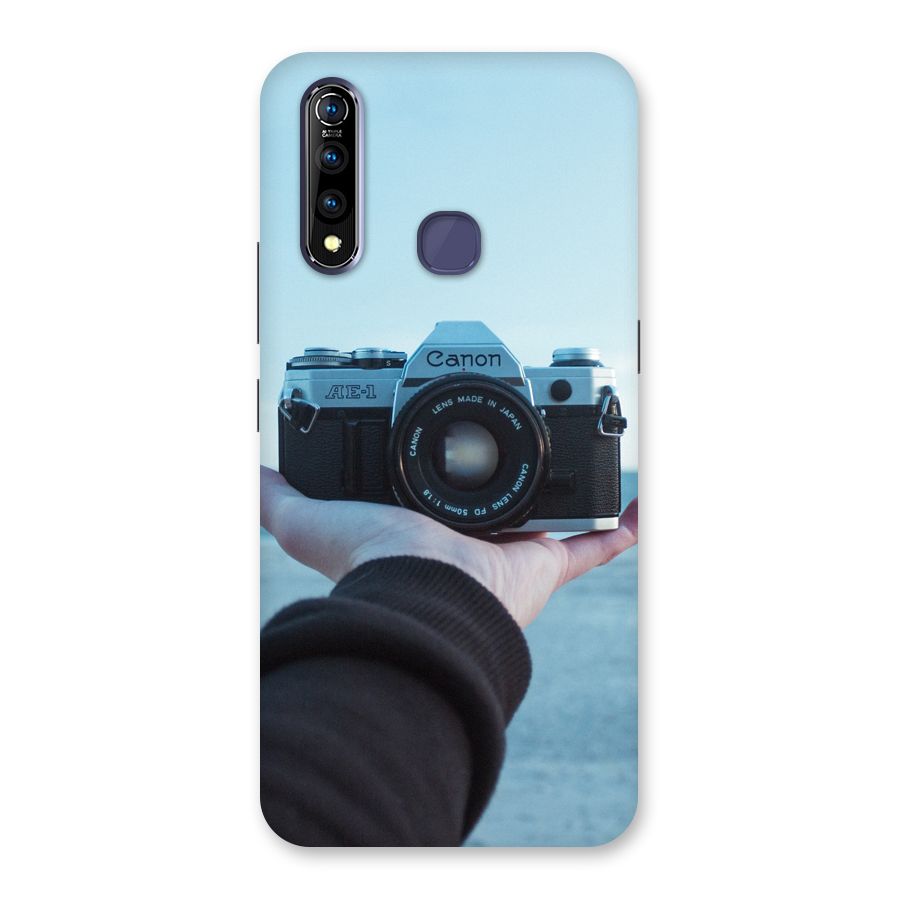 Camera in Hand Back Case for Vivo Z1 Pro