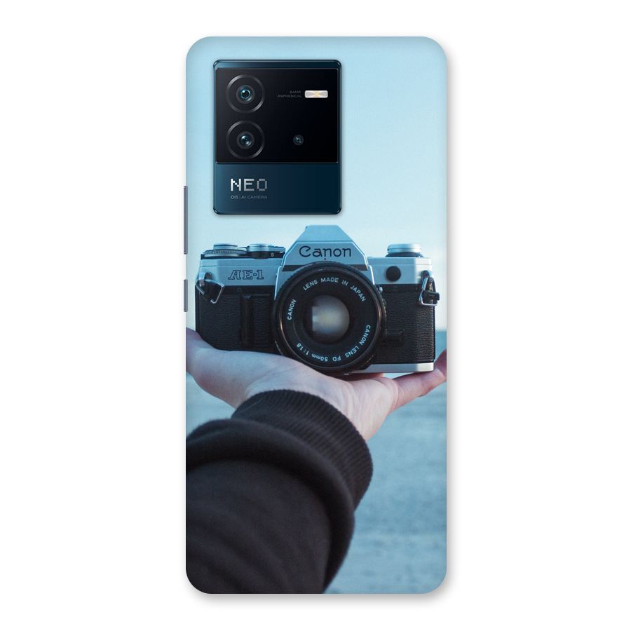 Camera in Hand Back Case for Vivo iQOO Neo 6 5G