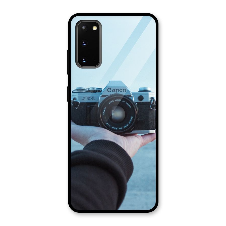 Camera in Hand Glass Back Case for Galaxy S20