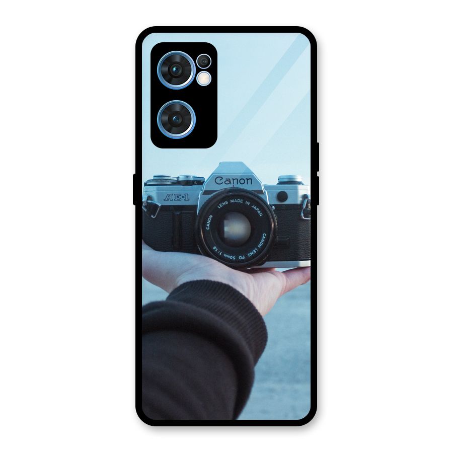 Camera in Hand Glass Back Case for Oppo Reno7 5G