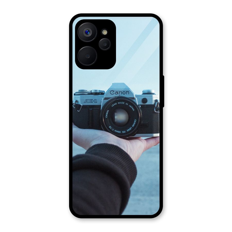 Camera in Hand Glass Back Case for Realme 9i 5G