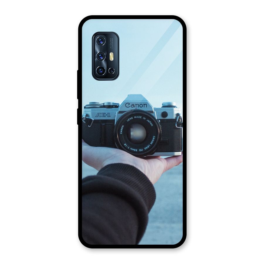 Camera in Hand Glass Back Case for Vivo V17