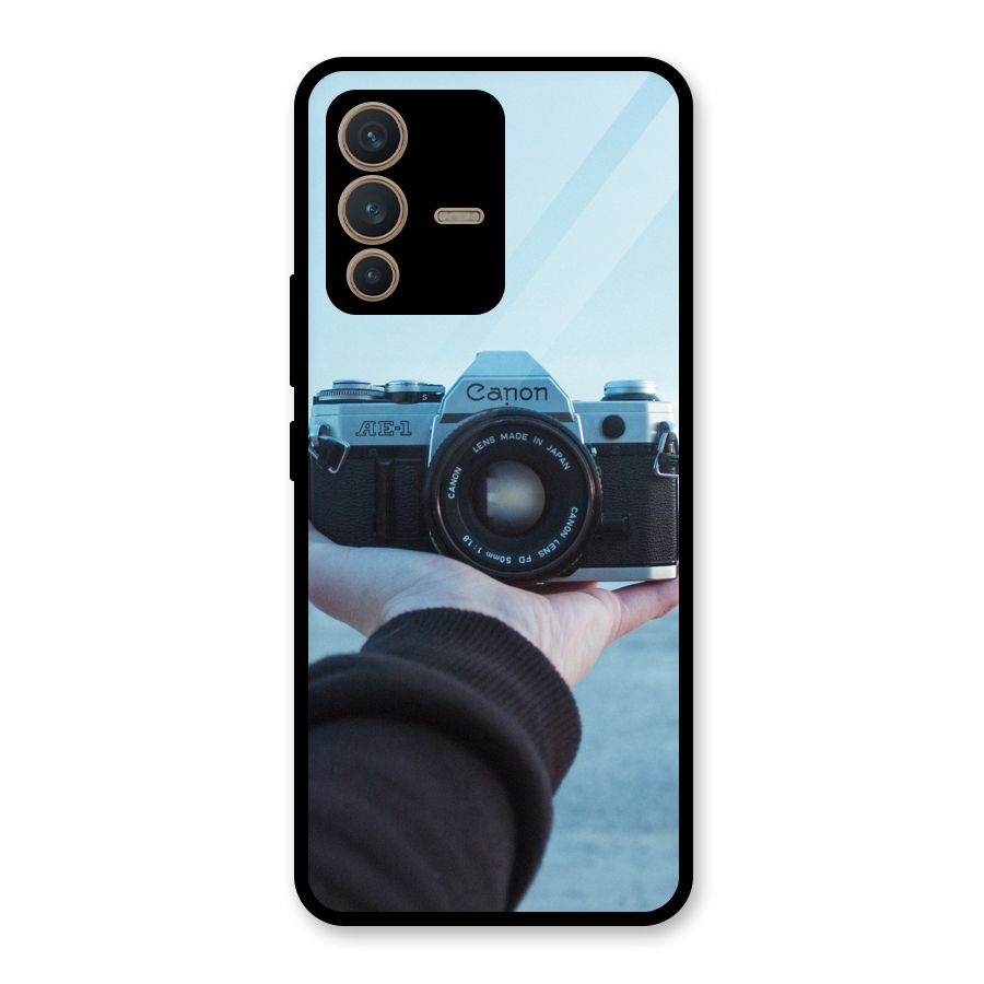 Camera in Hand Glass Back Case for Vivo V23 5G