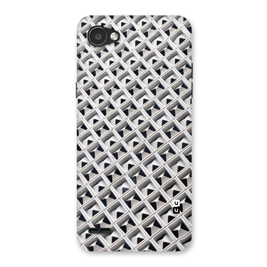 Check White Design Back Case for LG Q6