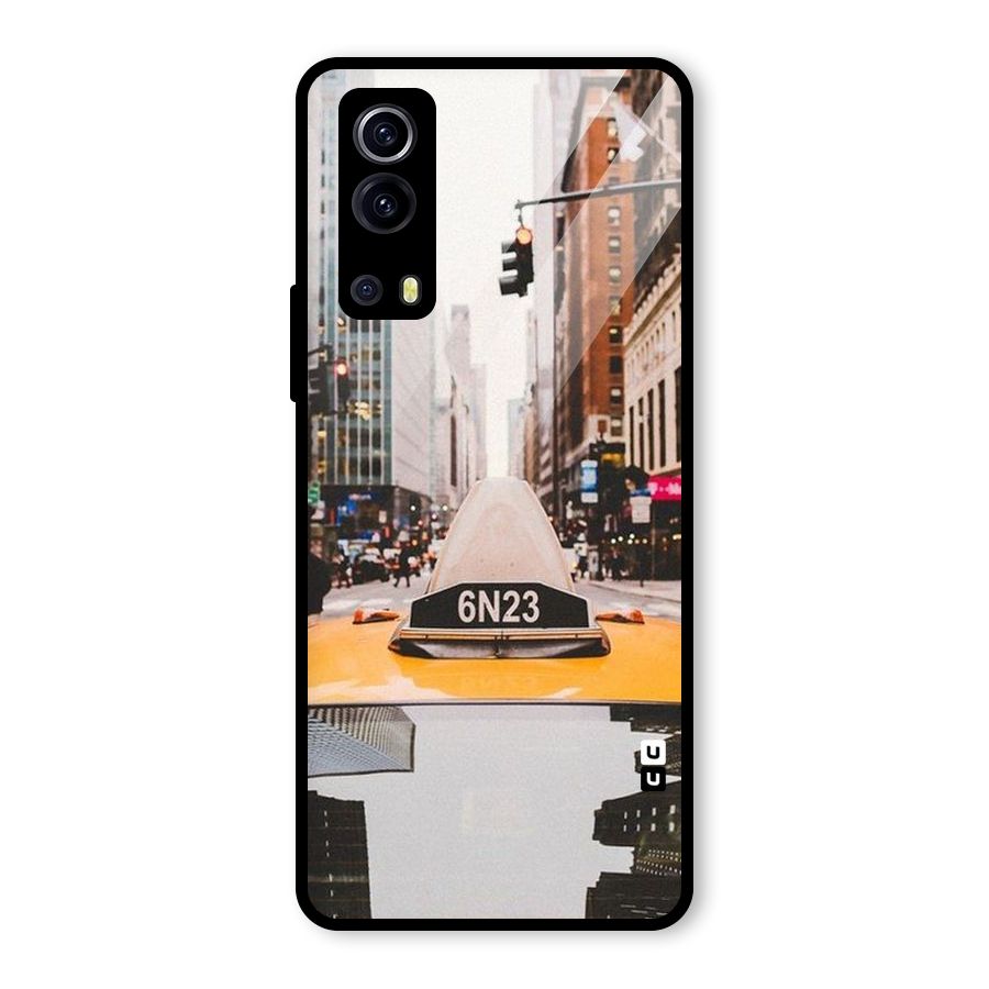 City Taxi Glass Back Case for Vivo iQOO Z3