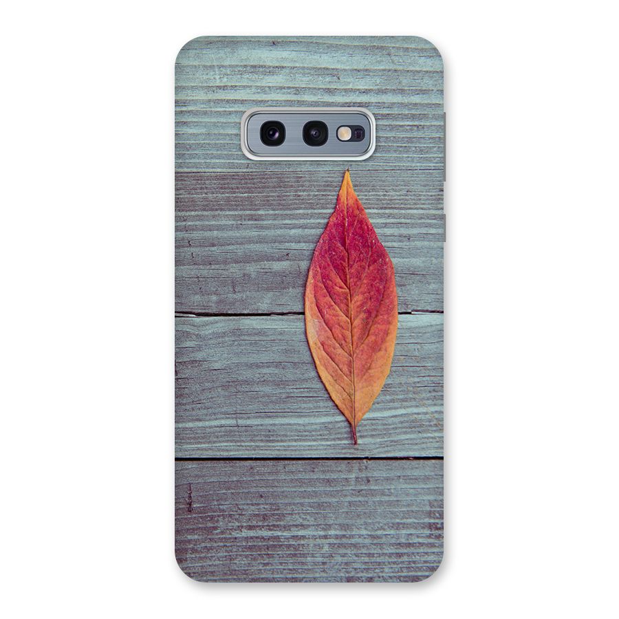 Classic Wood Leaf Back Case for Galaxy S10e
