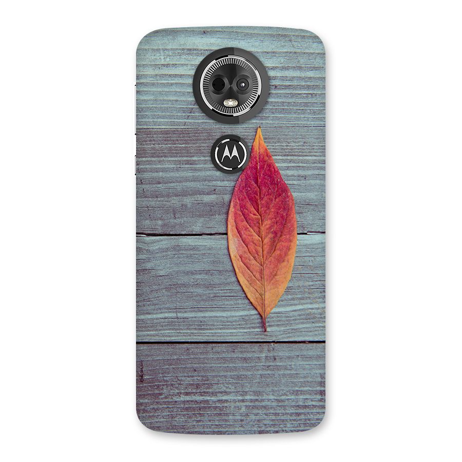Classic Wood Leaf Back Case for Moto E5 Plus