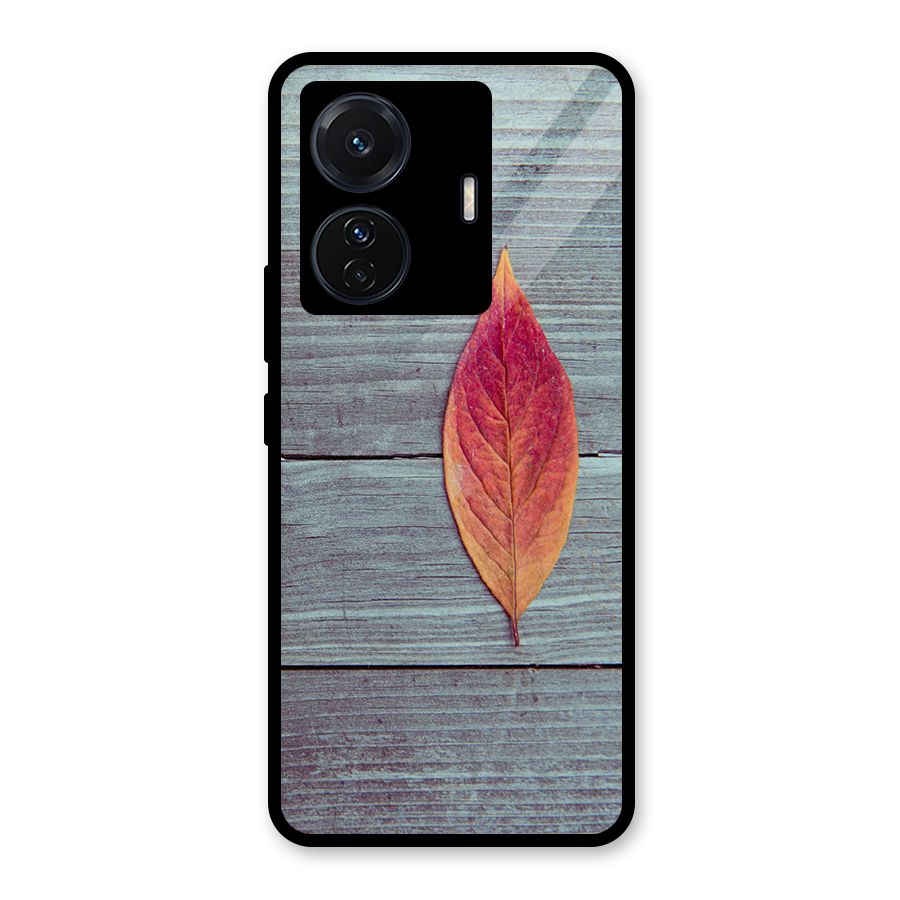 Classic Wood Leaf Glass Back Case for Vivo T1 Pro