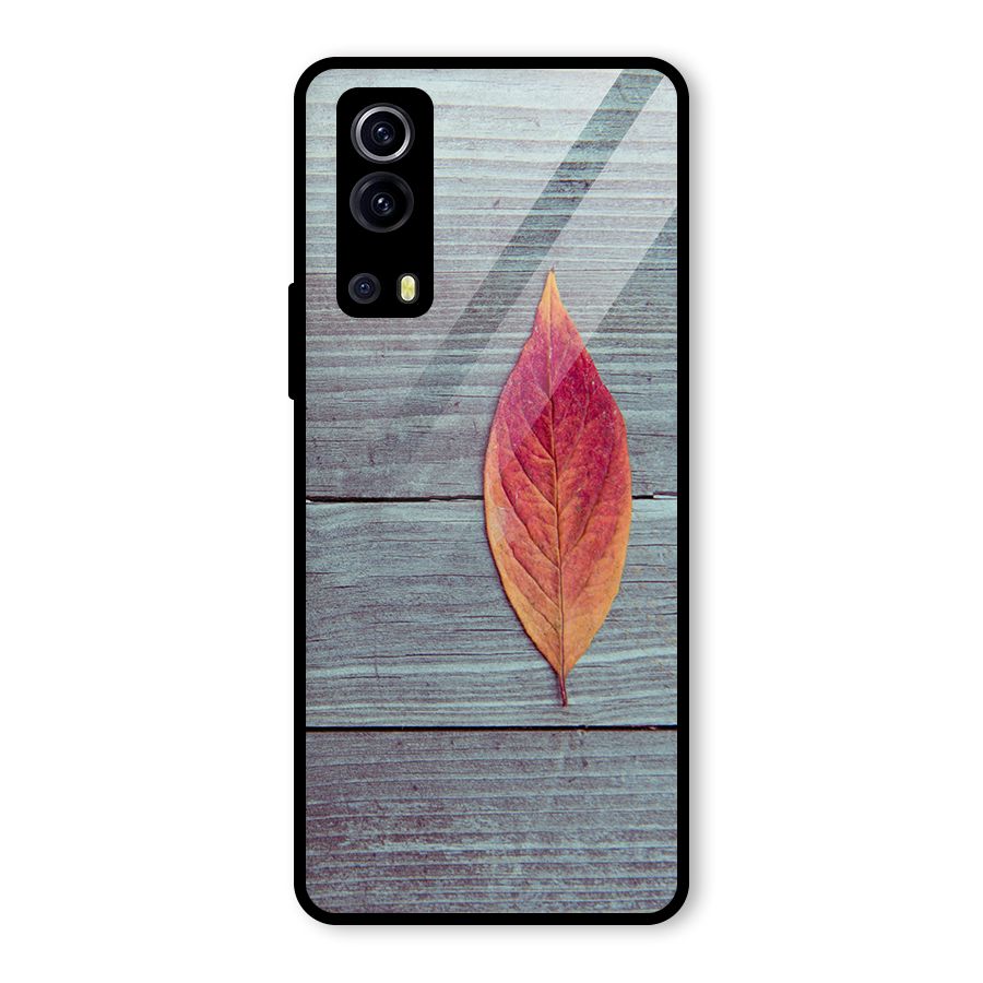 Classic Wood Leaf Glass Back Case for Vivo iQOO Z3