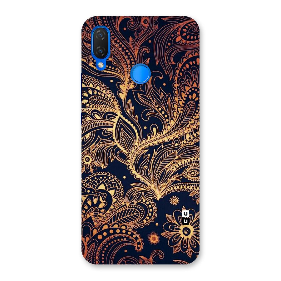 Classy Golden Leafy Design Back Case for Huawei P Smart+