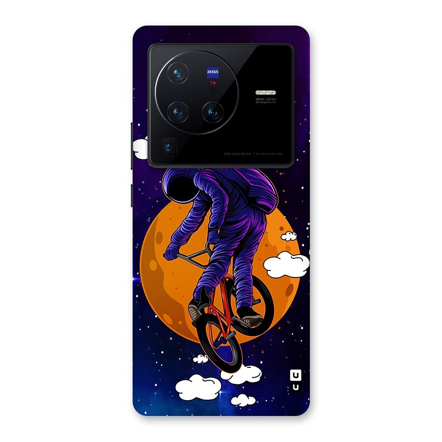 Cool Astro Cyclist Back Case for Vivo X80 Pro