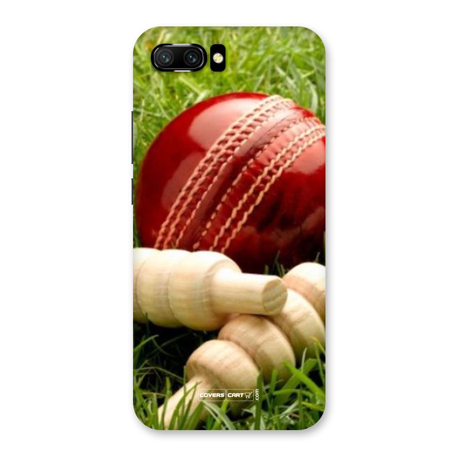 Cricket Ball and Stumps Back Case for Honor 10