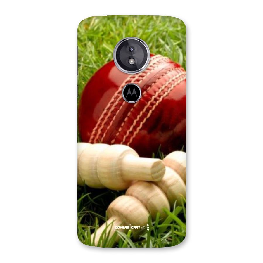 Cricket Ball and Stumps Back Case for Moto E5
