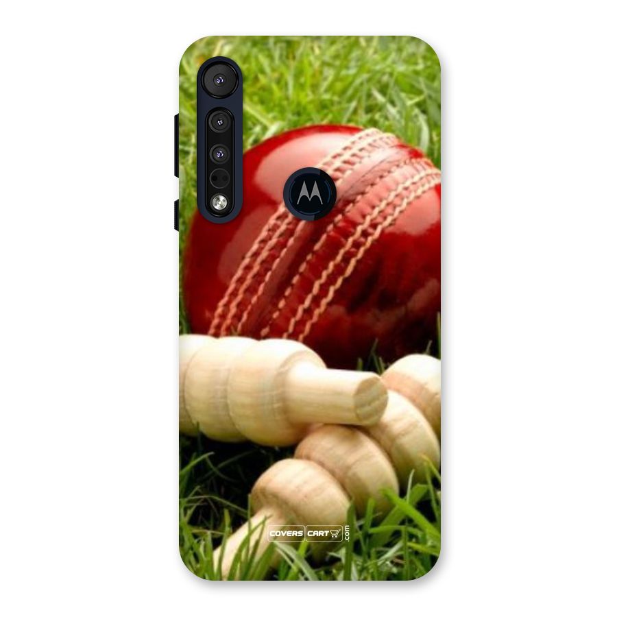 Cricket Ball and Stumps Back Case for Motorola One Macro