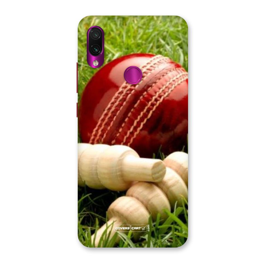 Cricket Ball and Stumps Back Case for Redmi Note 7 Pro