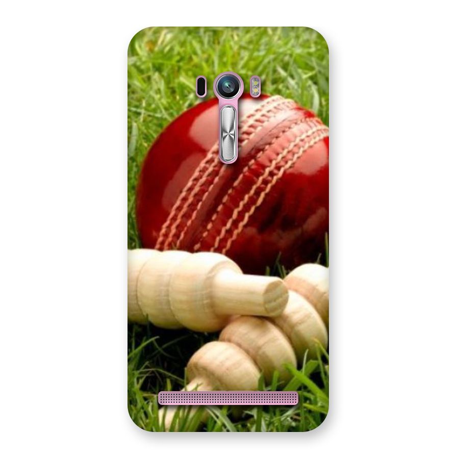 Cricket Ball and Stumps Back Case for Zenfone Selfie