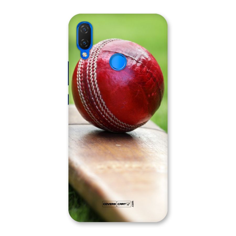 Cricket Bat Ball Back Case for Huawei P Smart+