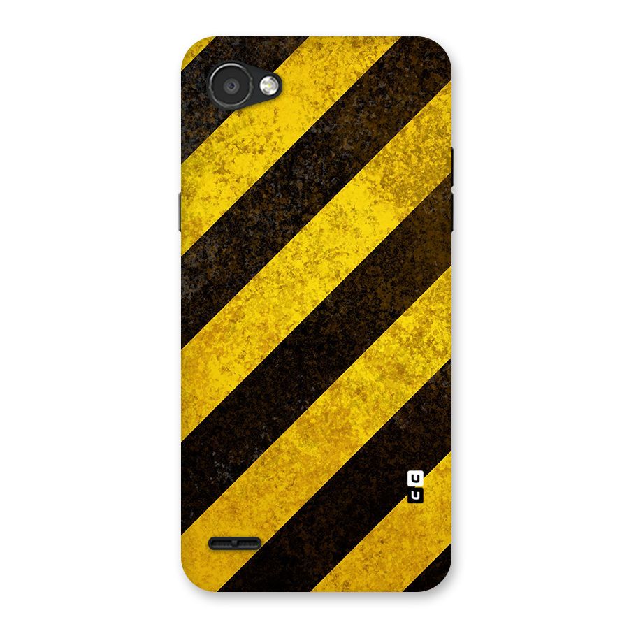 Diagonal Road Pattern Back Case for LG Q6