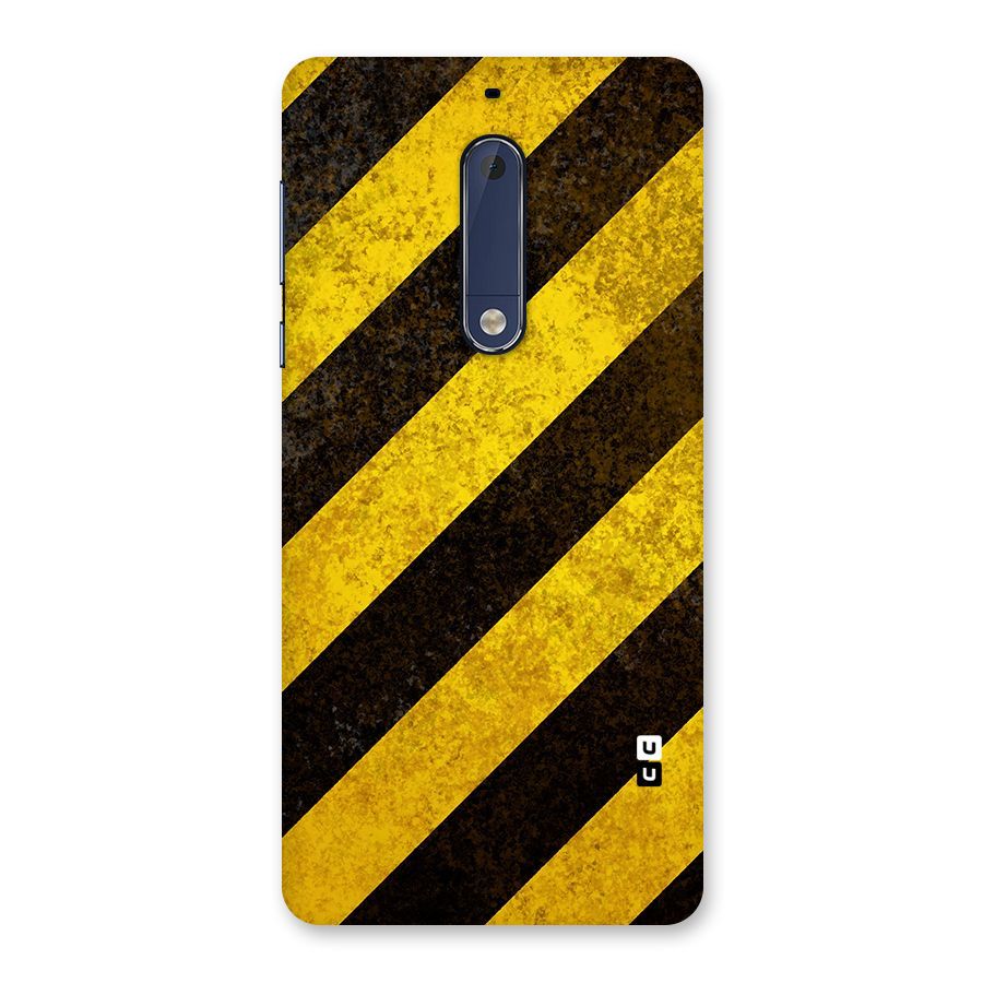 Diagonal Road Pattern Back Case for Nokia 5