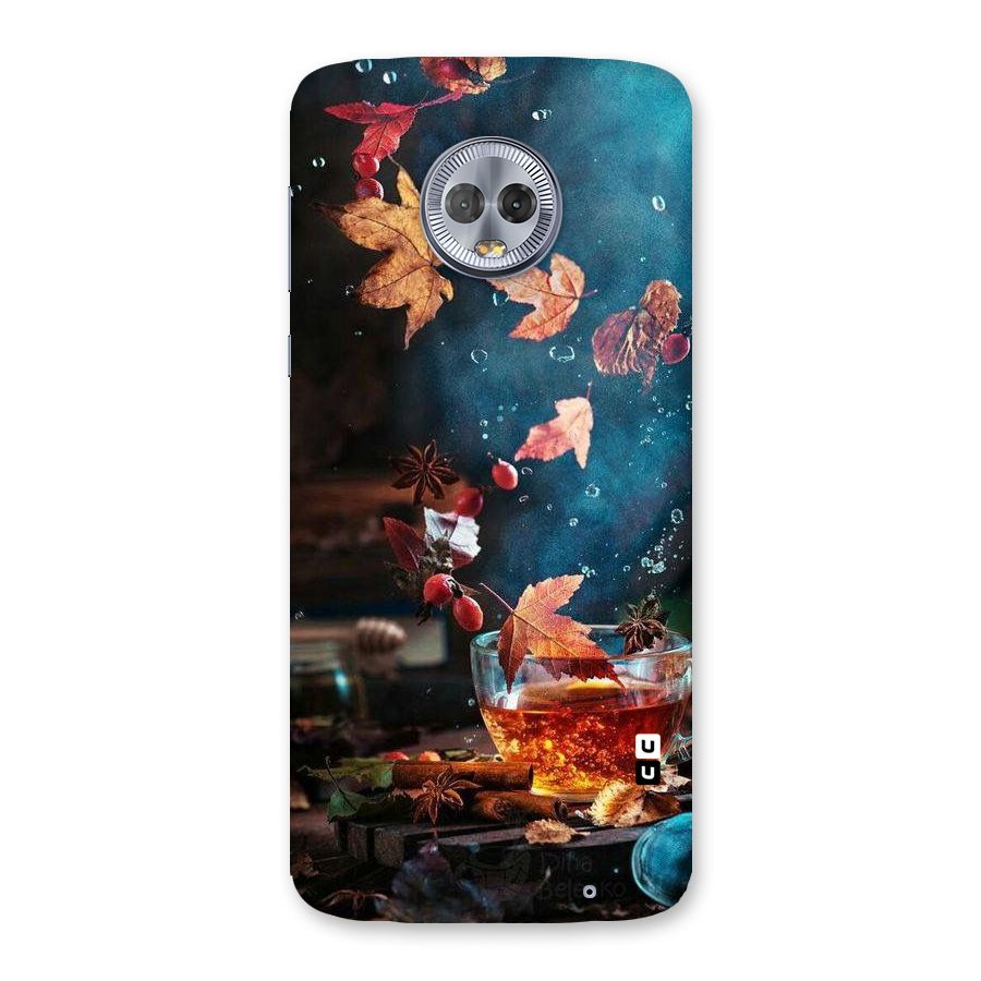 Falling Leaves Tea Back Case for Moto G6 Plus