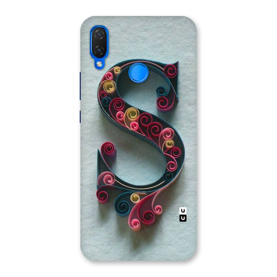 Floral Alphabet Back Case for Huawei P Smart+