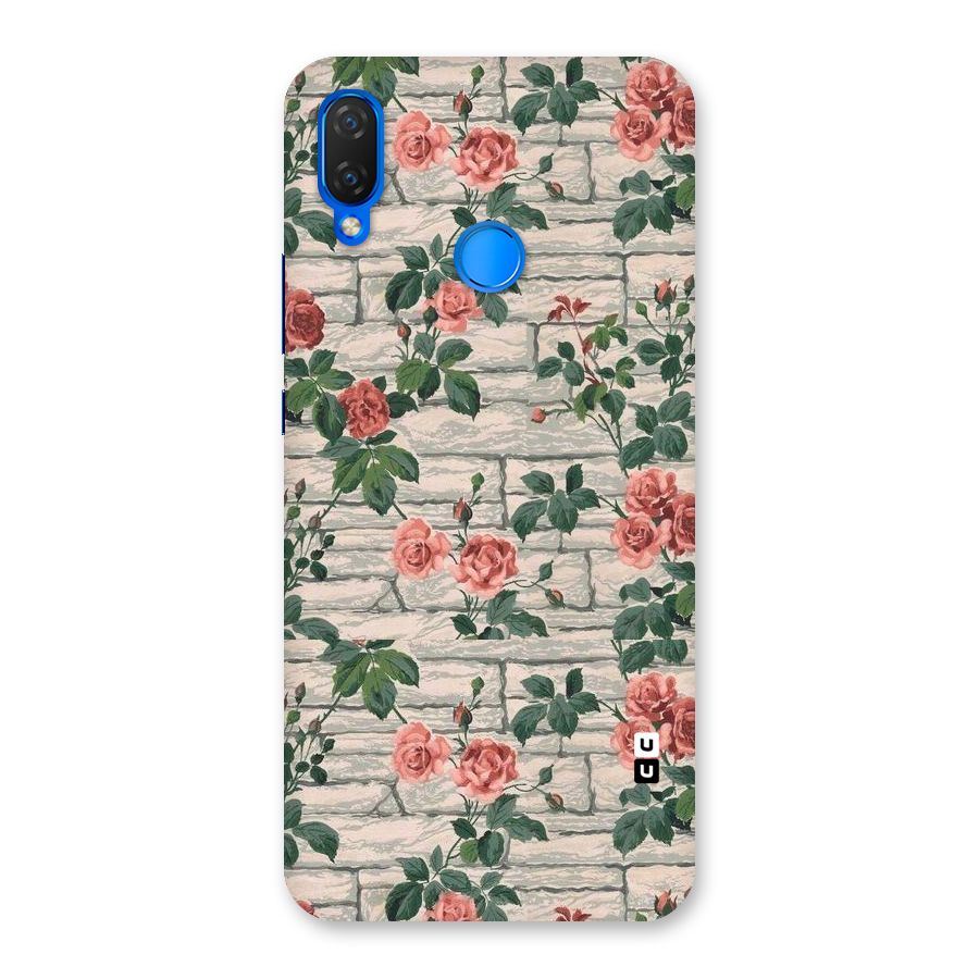 Floral Wall Design Back Case for Huawei P Smart+