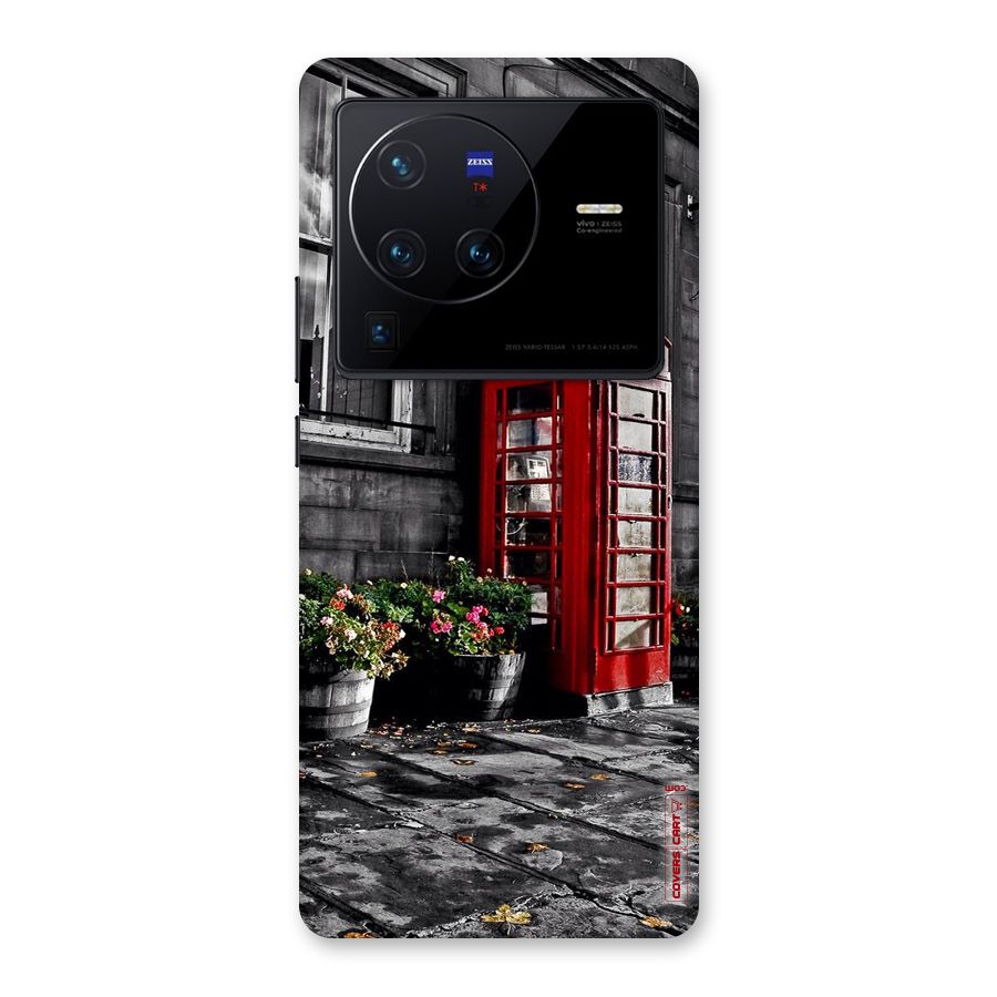 Flower And Booth Back Case for Vivo X80 Pro