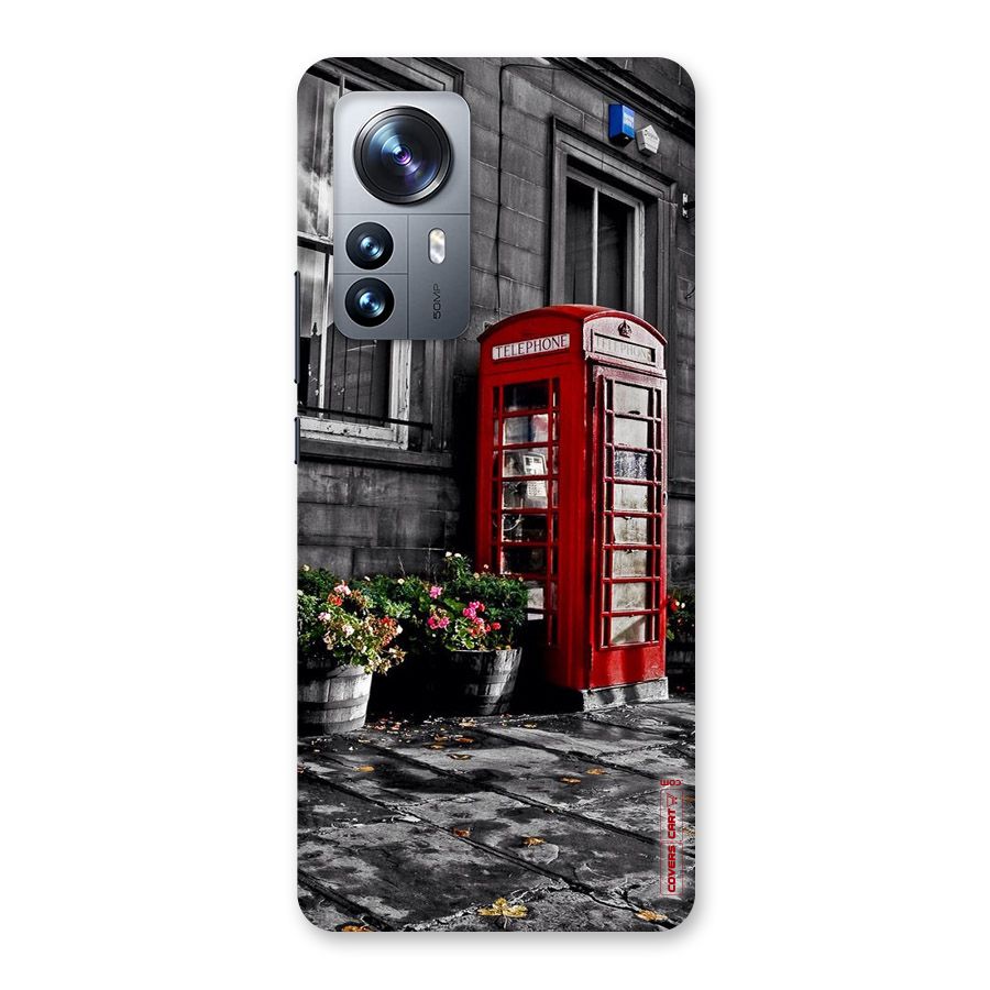 Flower And Booth Back Case for Xiaomi 12 Pro