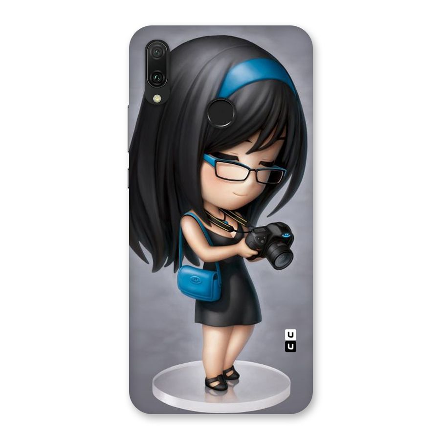 Girl With Camera Back Case for Huawei Y9 (2019)