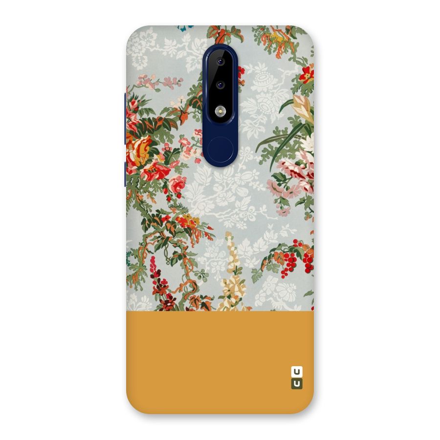 Golden Stripe on Floral Back Case for Nokia 5.1 Plus